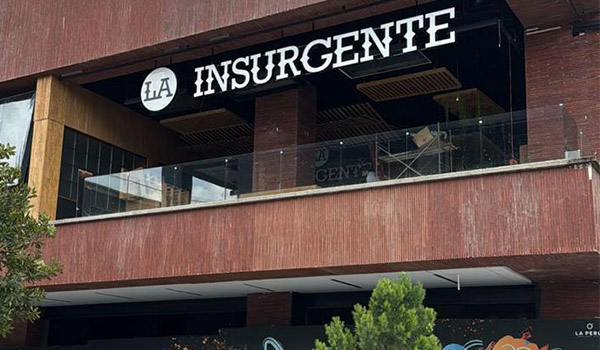 LA INSURGENTE