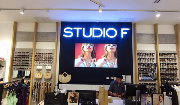 STUDIO F